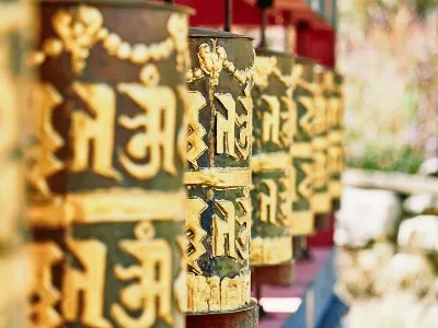 Bhutan scrolls
