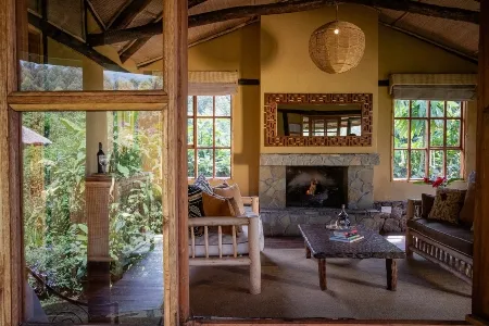 Mgahinga National Park - Mount Gahinga Lodge - Room Lounge2
