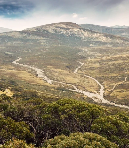 Mountain pathwaysin Kosciuszko National Park
