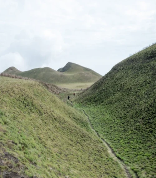 hiking in cameroon