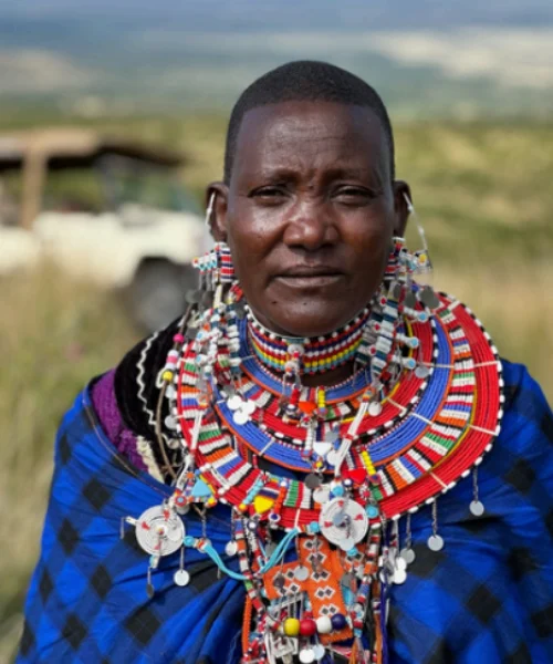 Woman in traditional Kenyan clothes