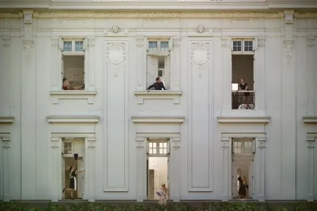 2N Hotel B hotel building_converted