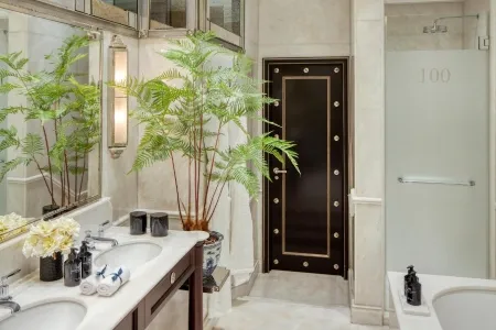 100 Princes Street 3 hotel luxury bathrooms_converted