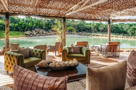 Hemingways 3_converted