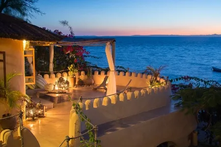 Kaya Mawa 5 outside deck_converted