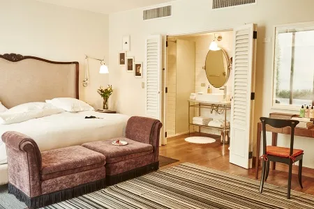 Hotel B 4 bedroom layout_converted