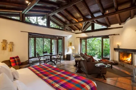 Inkaterra Pueblo Hotel 2 rooms_converted