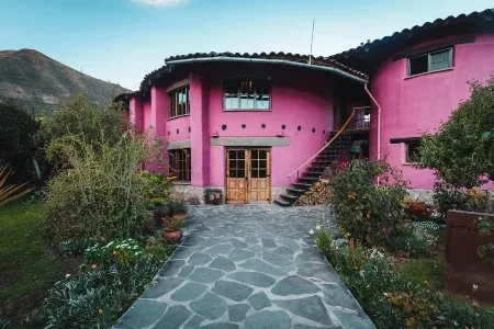 Sol Y Luna 2 house_converted