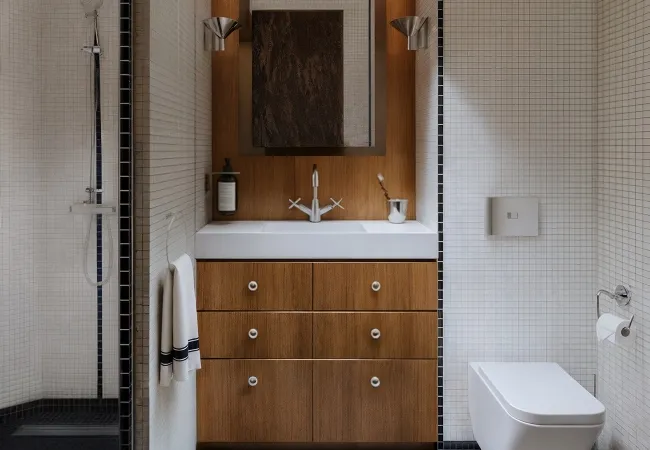 BATHROOM - Captain Arctic_converted