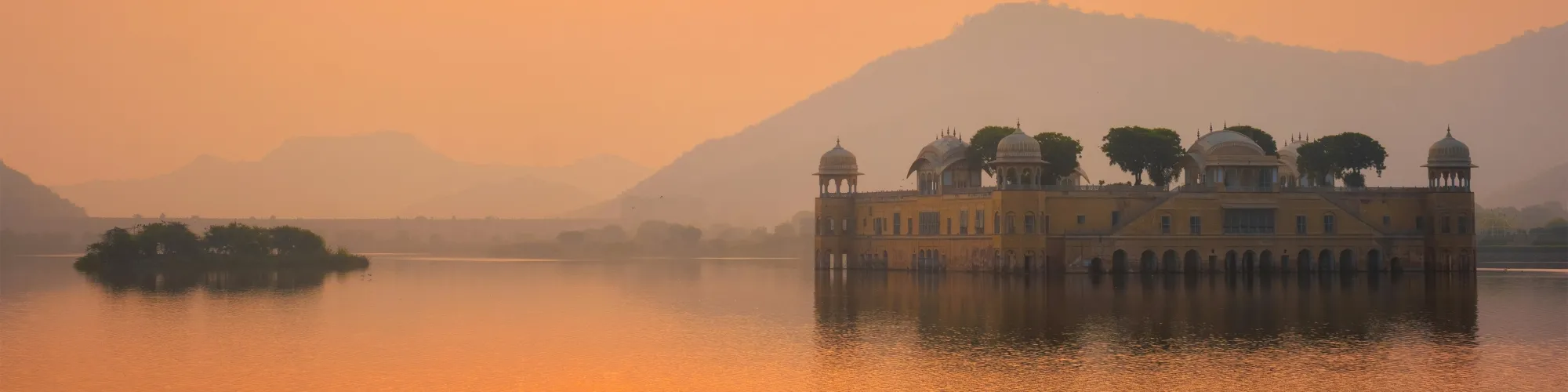 India travel middle banner_converted