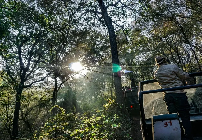 Tour destinations through india_converted